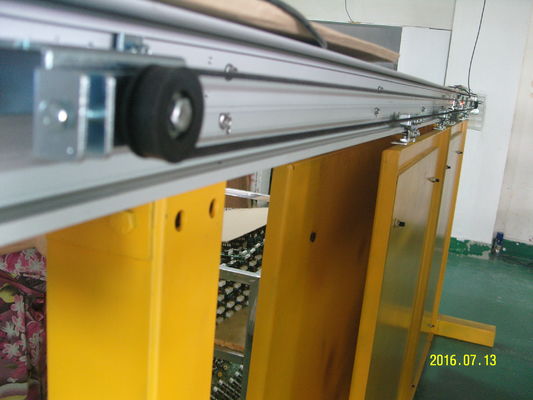 Cina Wooden radar security commercial glass sliding doors sitting room pabrik