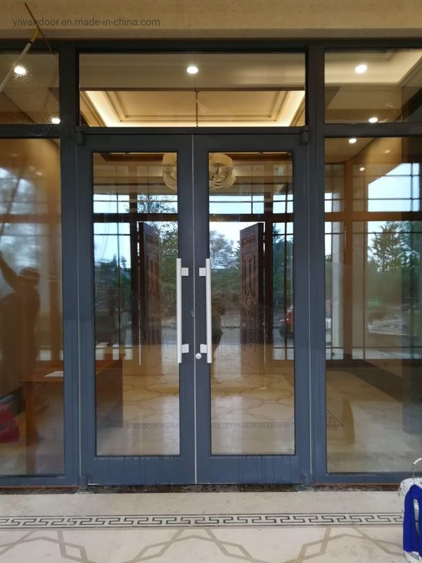 Baja tahan karat Aluminium Eksterior Lantai ganda spring otomatis ayunan Pintu 72x96 ODM