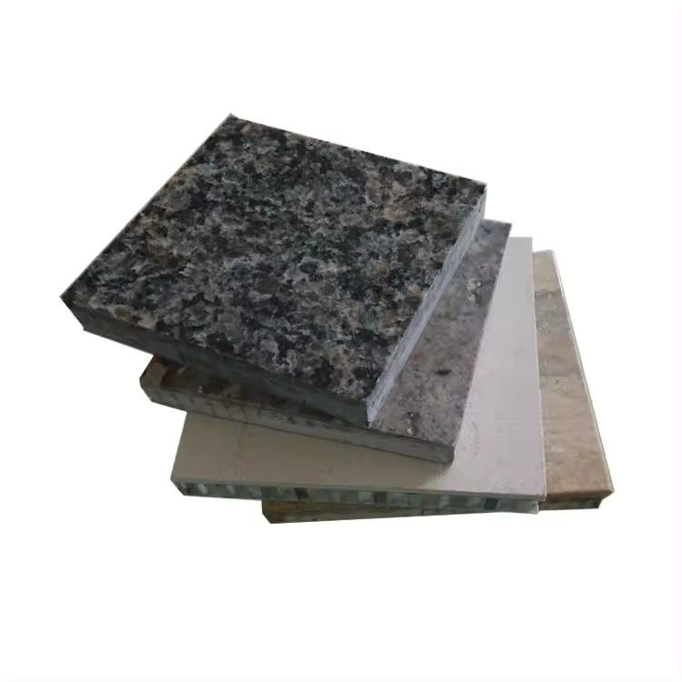 Aluminium Veneer Curtain Wall 0.8-2.0mm Ketebalan K=2.0-3.0W/(m2·K) Kelas A tahan api