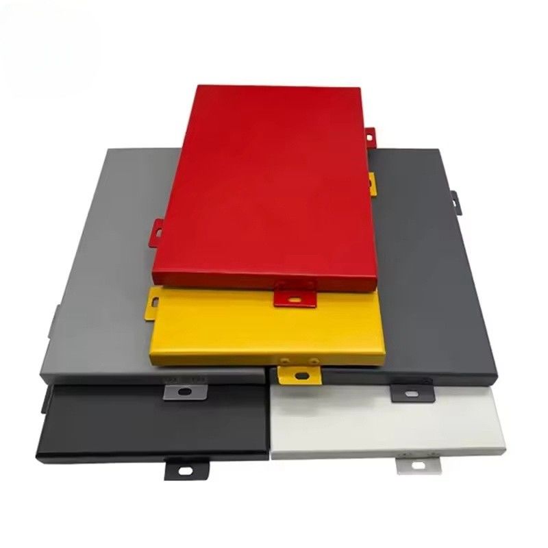 Berbeda-beda Biaya Aluminium Glass Facade System dalam Warna dan Ketebalan yang Berbeda