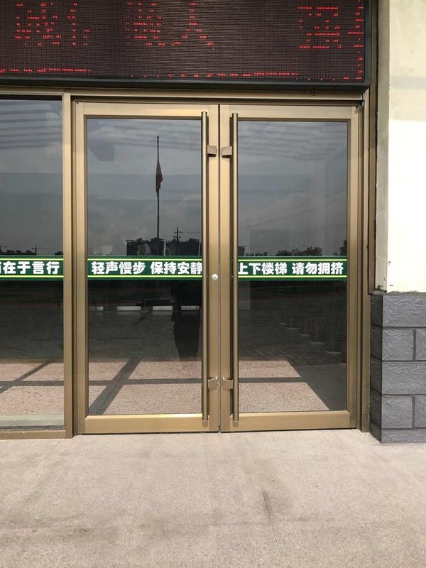 Hot Selling Murah Kualitas Tinggi Kantor Kaca Atuomatic Door Closer Insulasi Panas Kfc Pintu